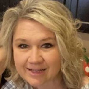 Meet your Posher, Suzanne